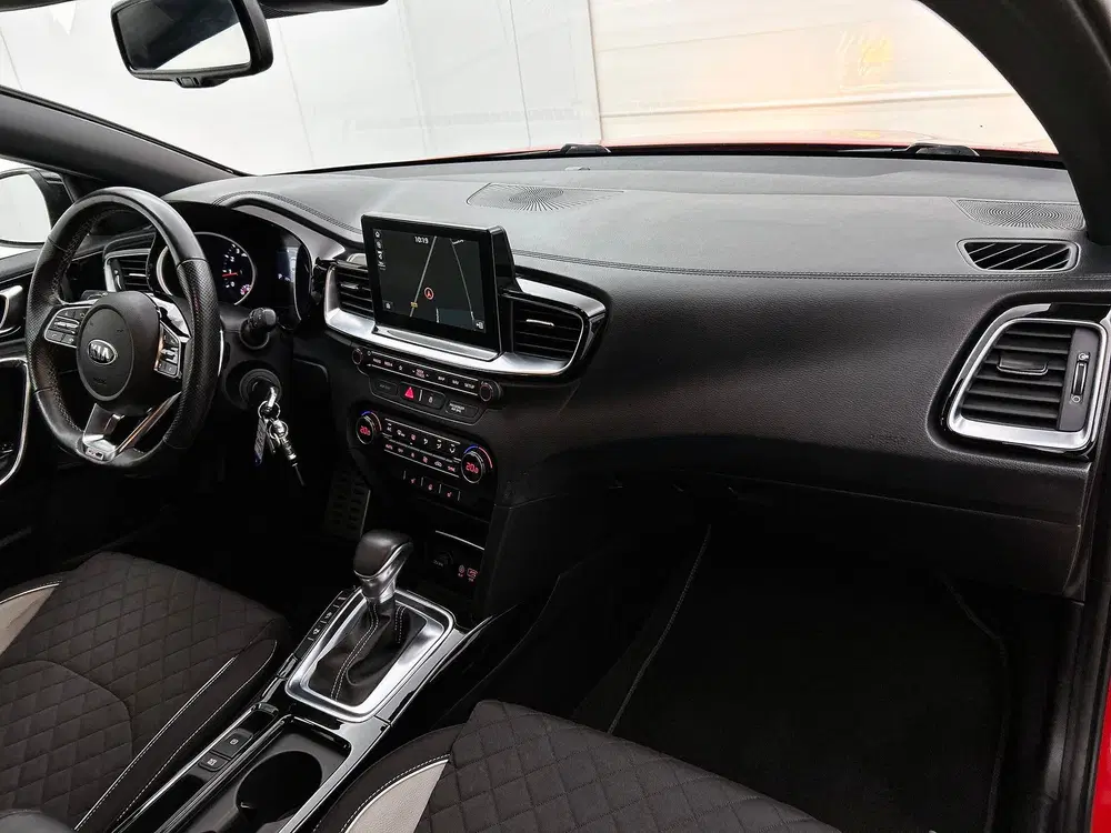 Kia ProCeed 1.4 T-GDI GT-Line uit 2019, foto 15