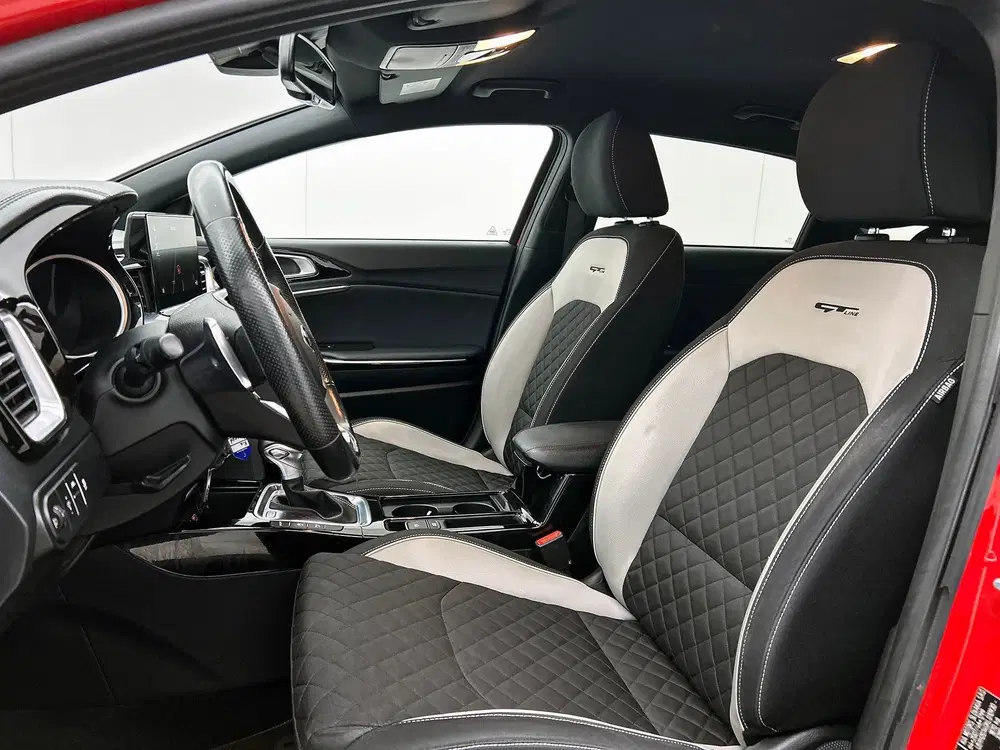 Kia ProCeed 1.4 T-GDI GT-Line uit 2019, foto 5