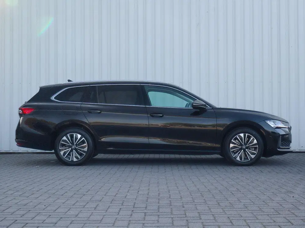 Skoda Superb 1.5 TSI 204pk PHEV Edition uit 2026, foto 3