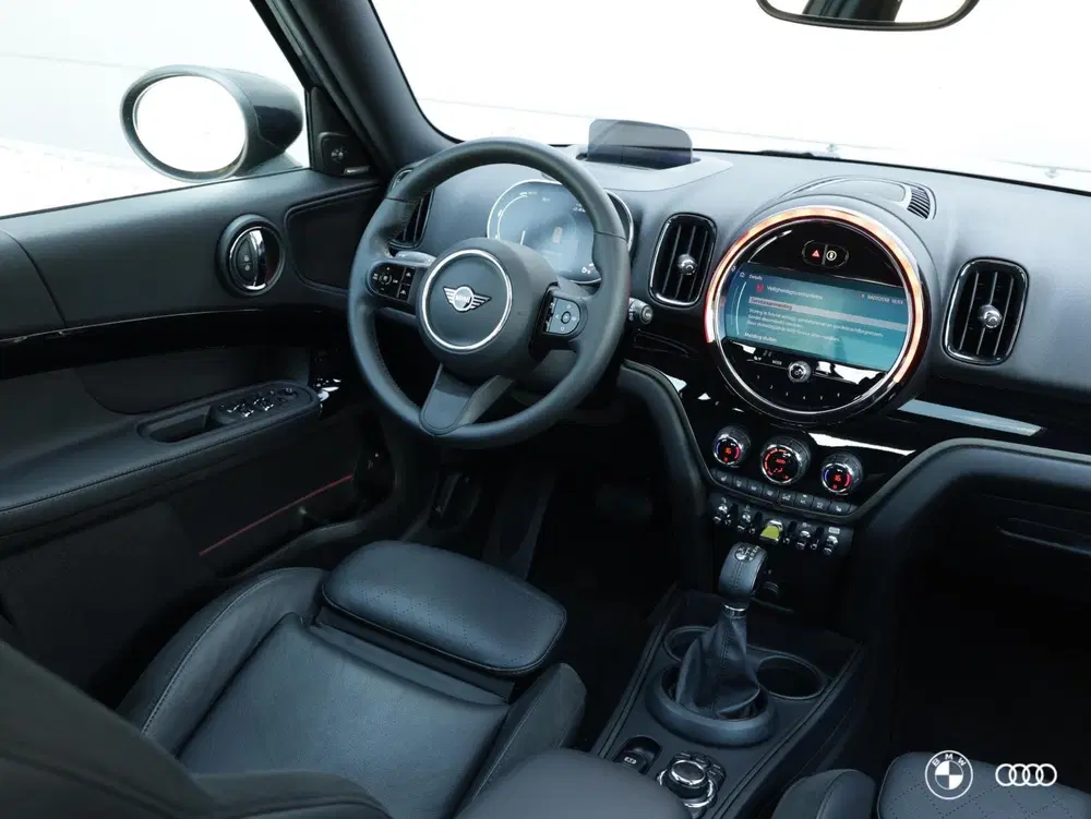 Mini Countryman COOPER SE ALL4 uit 2022, foto 2