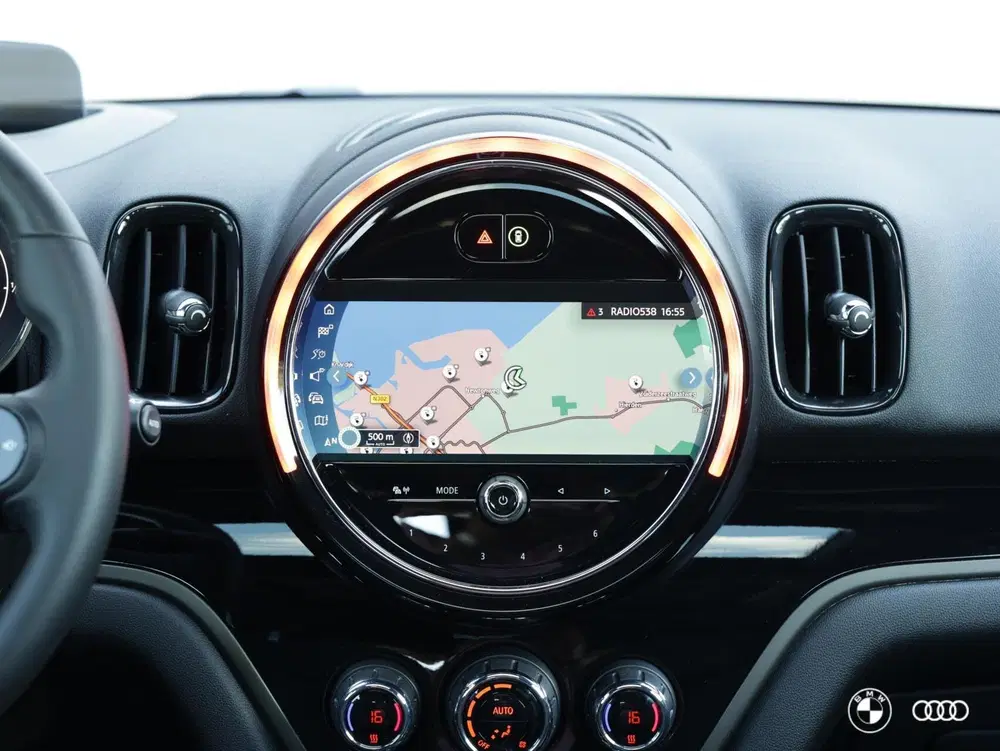 Mini Countryman COOPER SE ALL4 uit 2022, foto 9