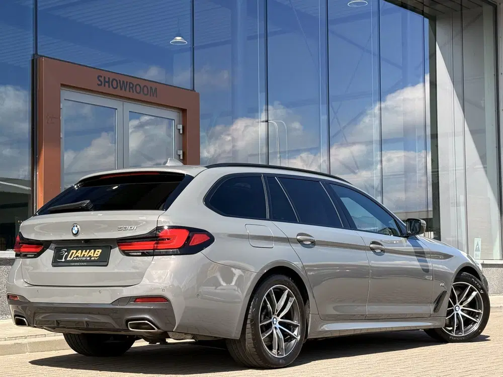 BMW 5-serie 5 Serie Touring 530i M-Sport uit 2021, foto 13