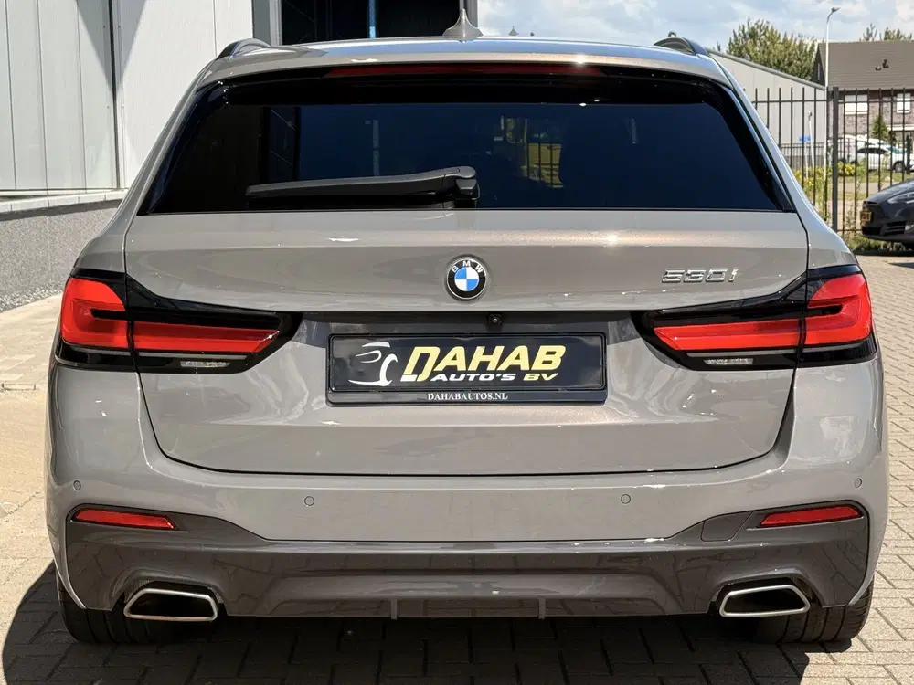 BMW 5-serie 5 Serie Touring 530i M-Sport uit 2021, foto 15