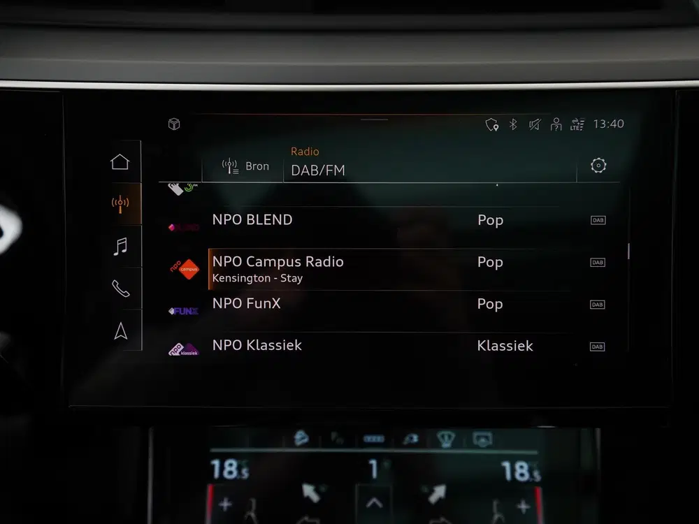 Audi e-tron 55 quattro Advanced Plus 95 kWh uit 2022, foto 11