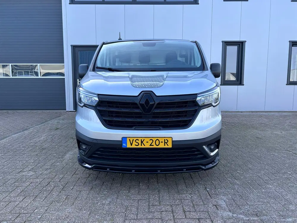 Renault Trafic GB 2.0 Blue dCi 131pk L2h1 T30 2022 Grijs uit 2022, foto 3