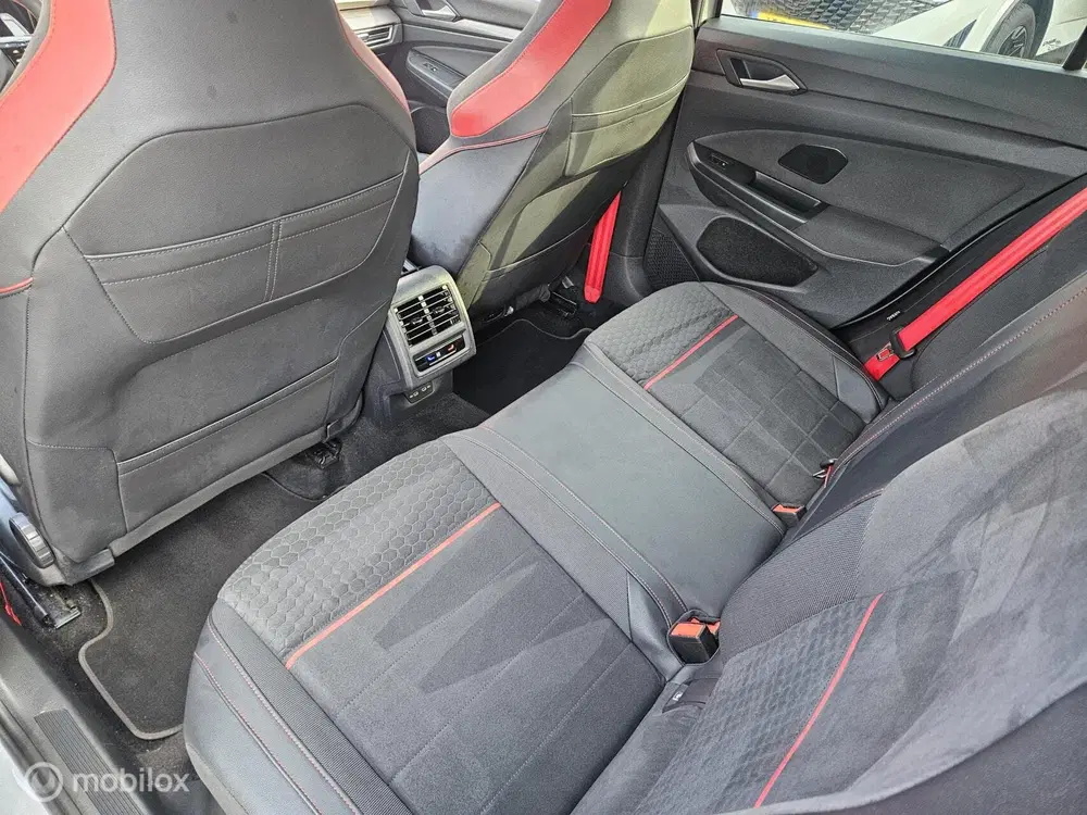 Volkswagen Golf 2.0 TSI GTI uit 2022, foto 15