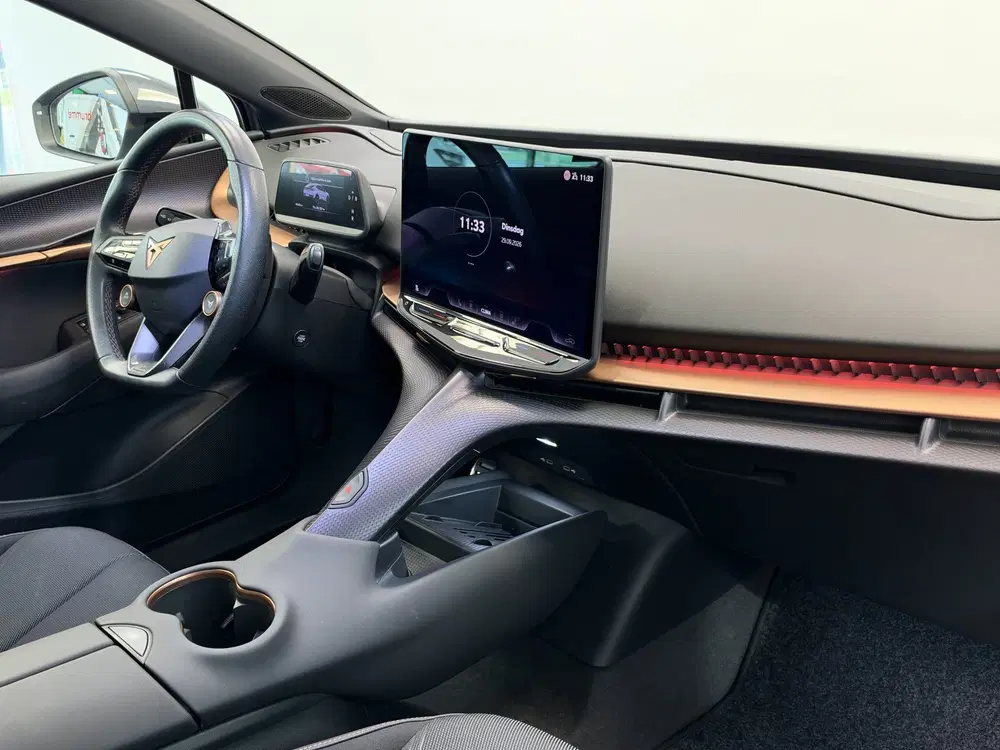 Cupra Tavascan Essential 82 kWh ACC PDC Camera (bj 2025) uit 2025, foto 9