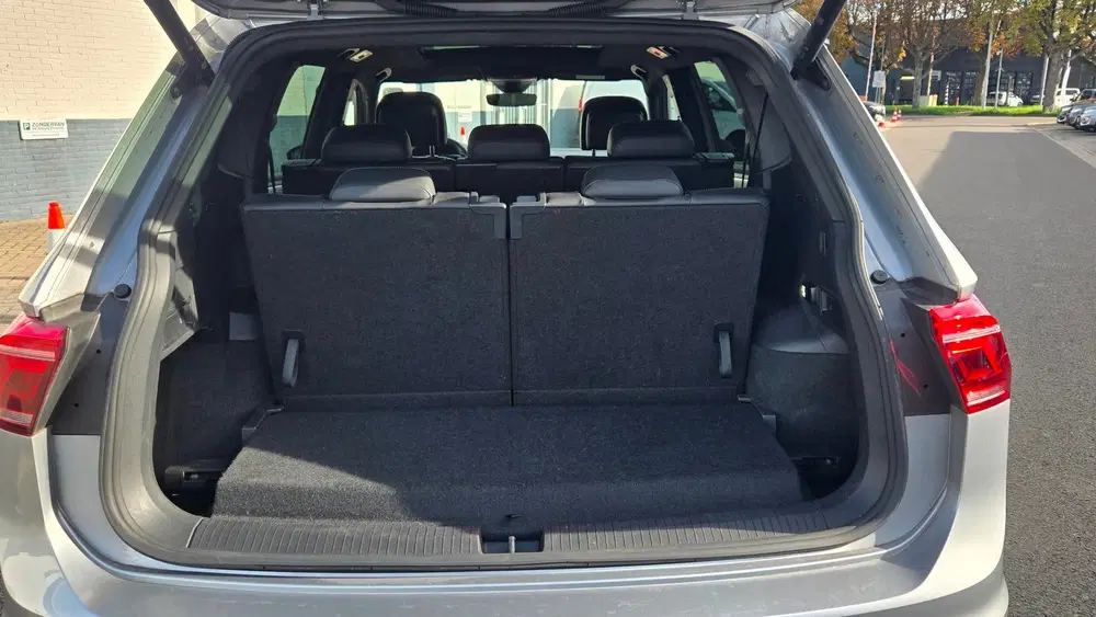 Volkswagen Tiguan Allspace 1.5 TSI R-Line Business+ 7p. uit 2023, foto 15