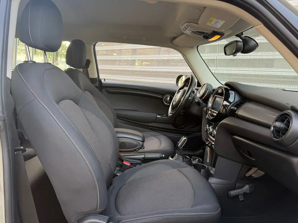 Mini Cooper 1.5 Cooper Pepper Autom uit 2019, foto 8