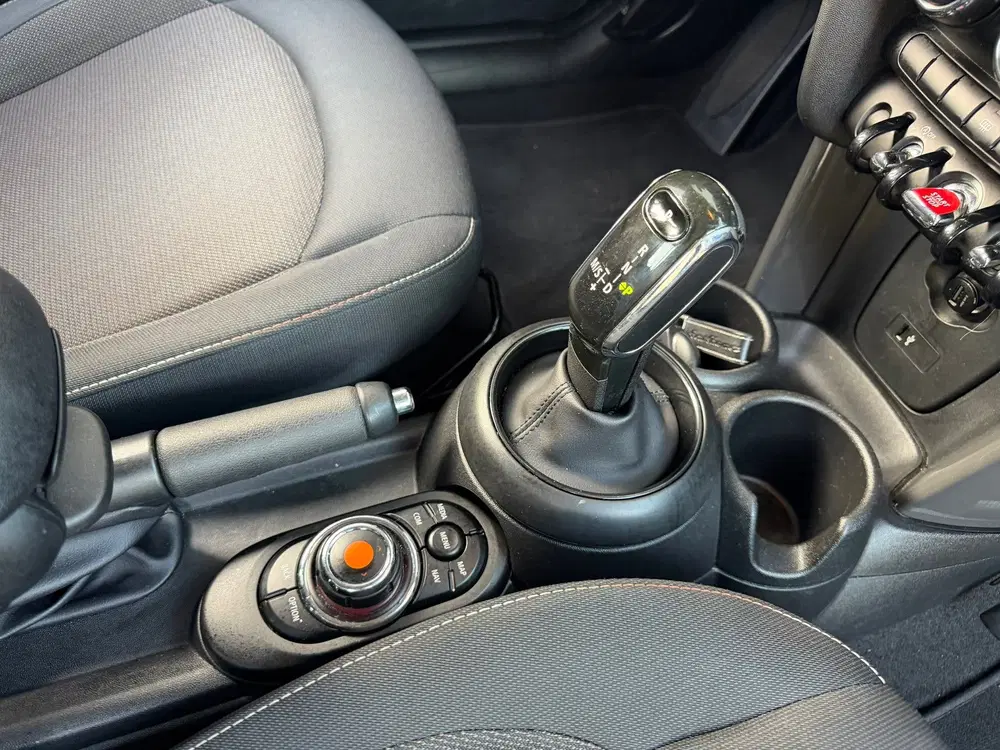Mini Cooper 1.5 Cooper Pepper Autom uit 2019, foto 9