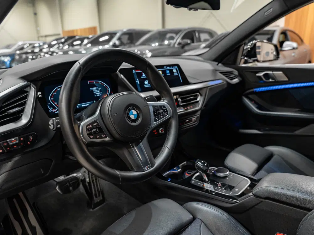 BMW 2-serie 2-serie Gran Coupé 218i M-Sport Executive uit 2020, foto 2