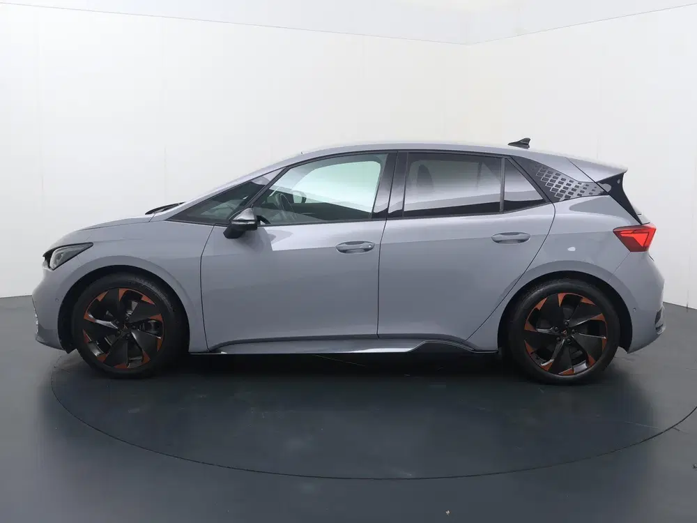 Cupra Born Adrenaline One 62 kWh uit 2022, foto 2
