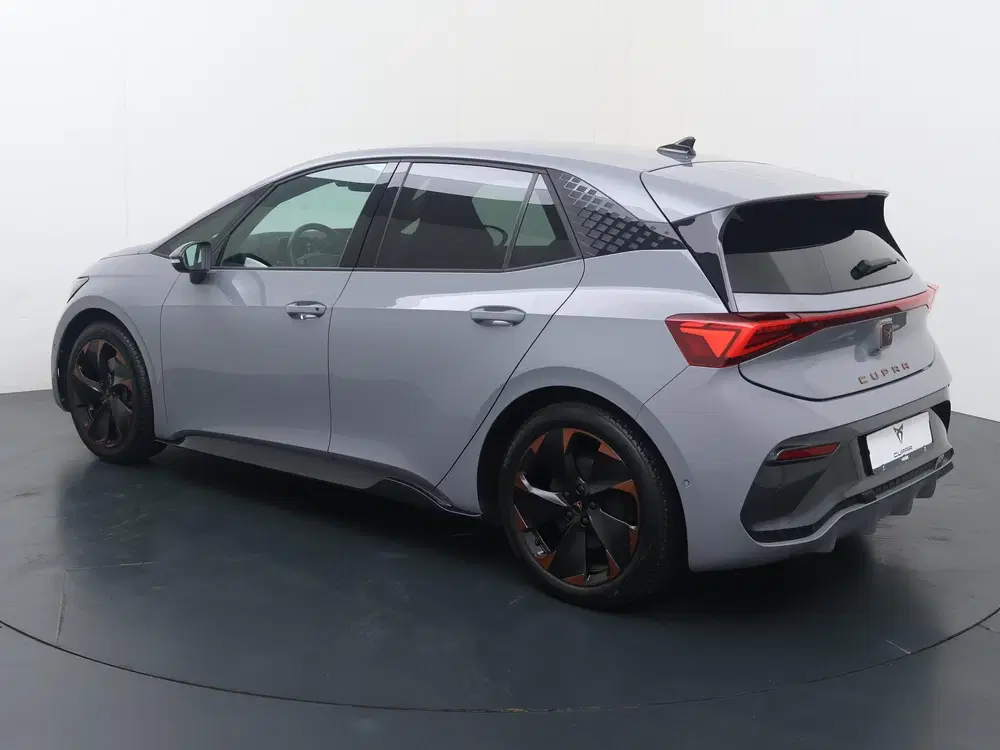 Cupra Born Adrenaline One 62 kWh uit 2022, foto 4
