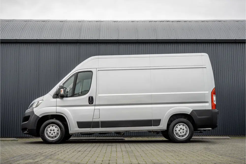 Citroën Jumper *2.2 BlueHDi L2H2 uit 2021, foto 5