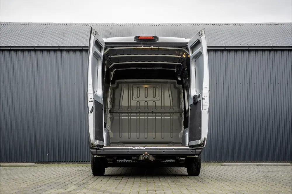 Citroën Jumper *2.2 BlueHDi L2H2 uit 2021, foto 8