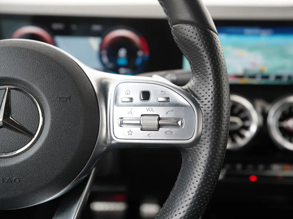 Mercedes-Benz B-Klasse 250e AMG Night uit 2020, foto 10