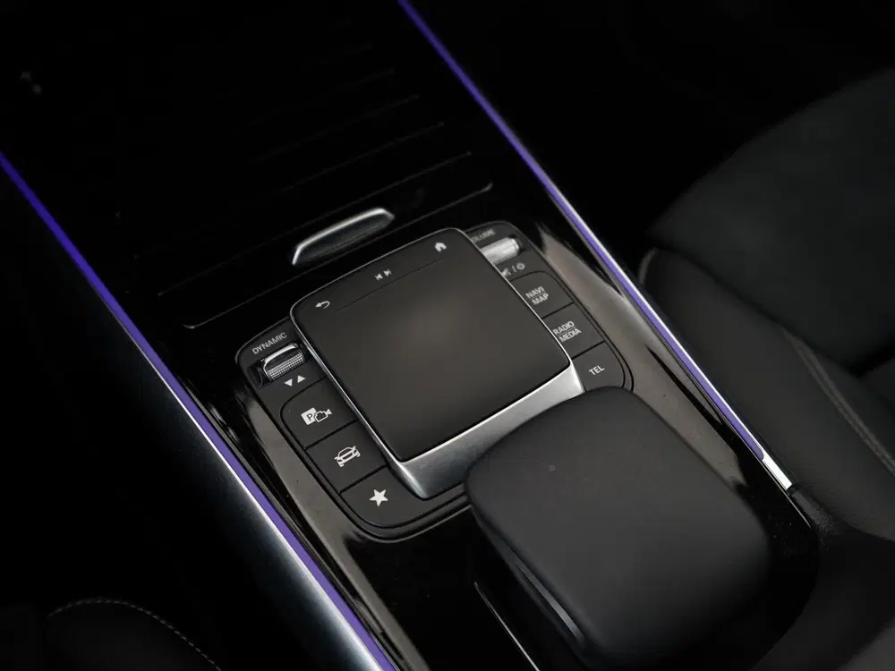 Mercedes-Benz B-Klasse 250e AMG Night uit 2020, foto 11