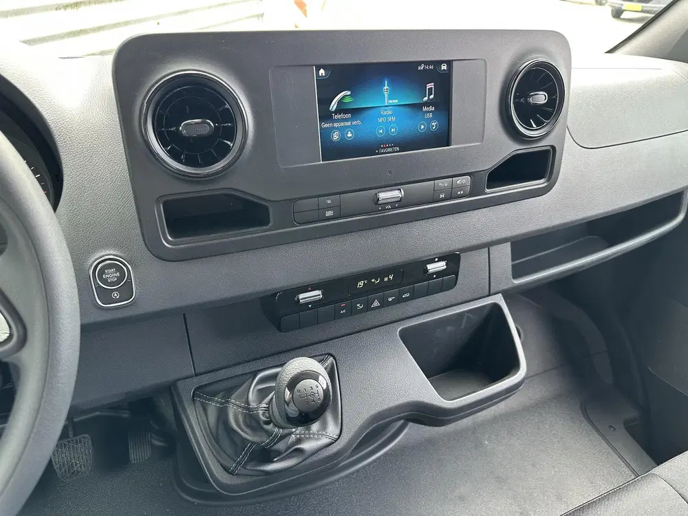 Mercedes-Benz Sprinter 311 CDI L2H1 Airco Apple Carplay Navi uit 2024, foto 13