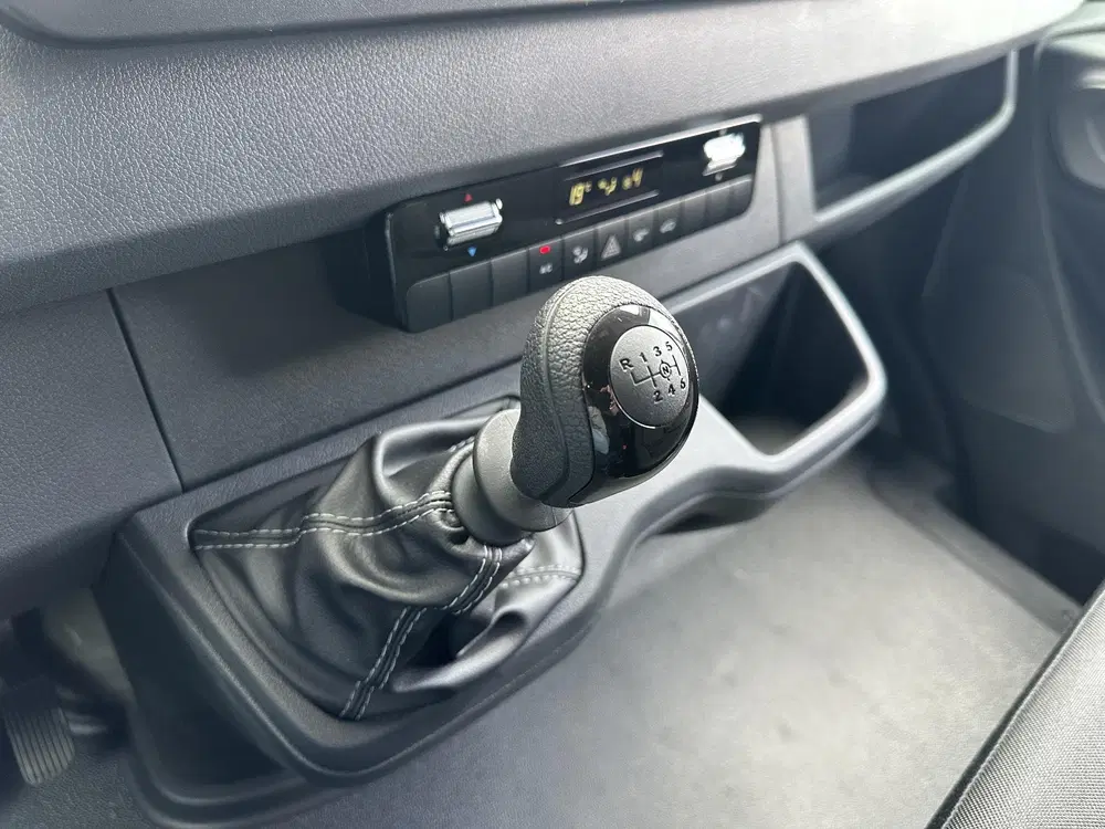 Mercedes-Benz Sprinter 311 CDI L2H1 Airco Apple Carplay Navi uit 2024, foto 14