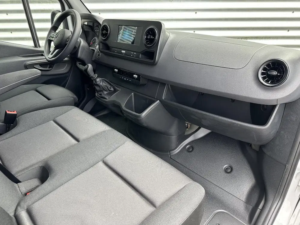 Mercedes-Benz Sprinter 311 CDI L2H1 Airco Apple Carplay Navi uit 2024, foto 2