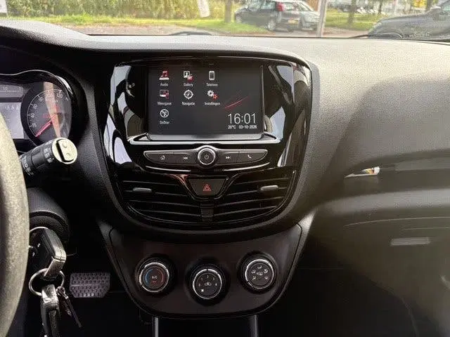 Opel Karl 1.0 ecoFLEX Edition uit 2019, foto 13