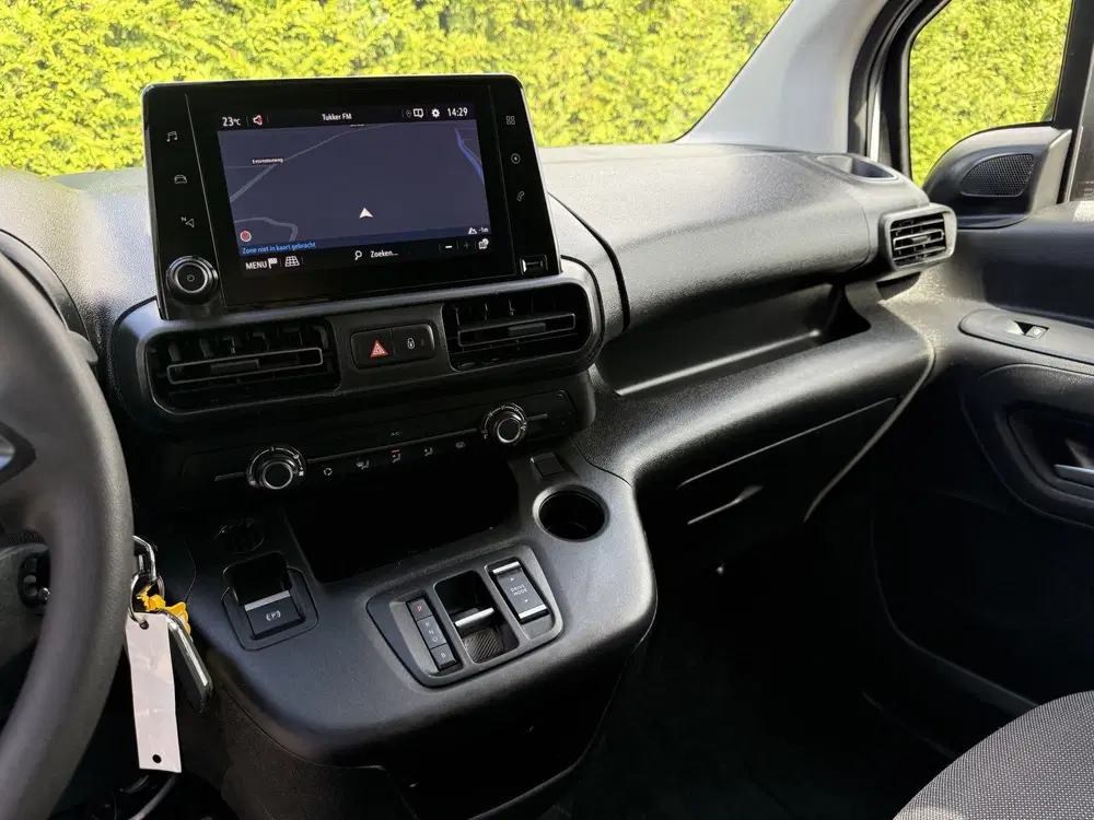 Opel Combo 50kWh 136 PK uit 2025, foto 13