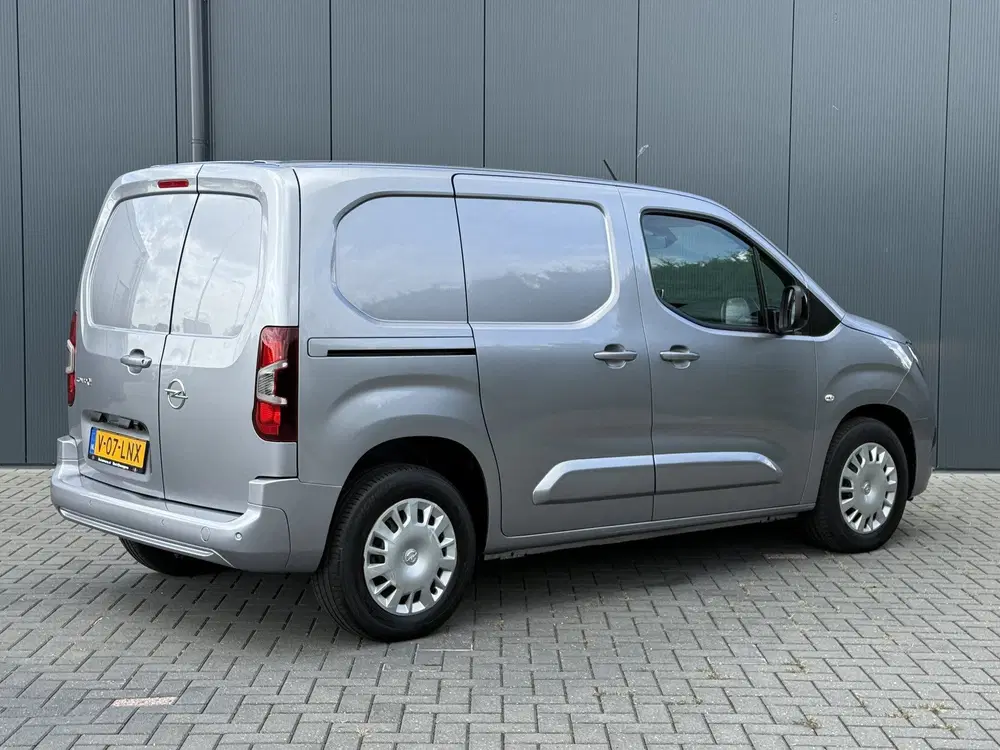 Opel Combo 50kWh 136 PK uit 2025, foto 3