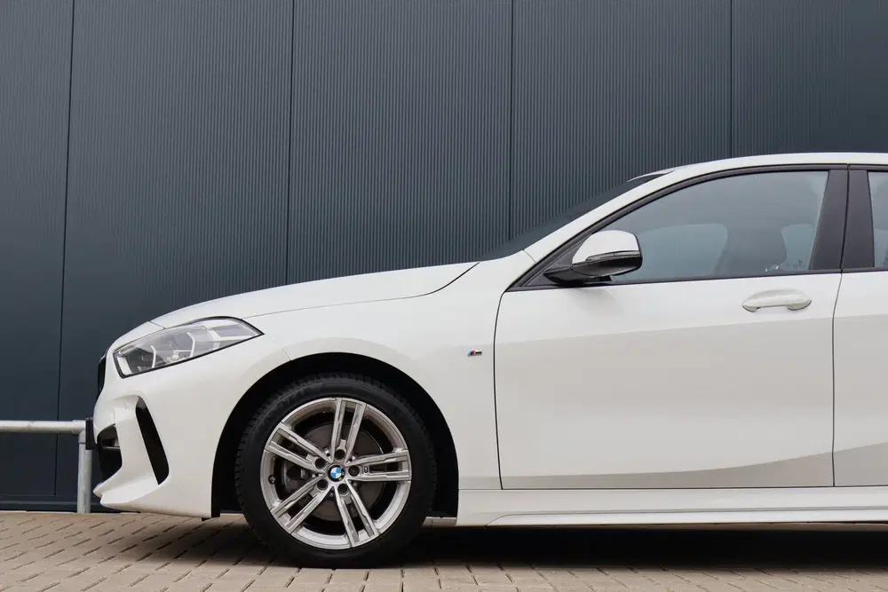 BMW 1-serie 118i M-Sport Business Edition uit 2021, foto 13