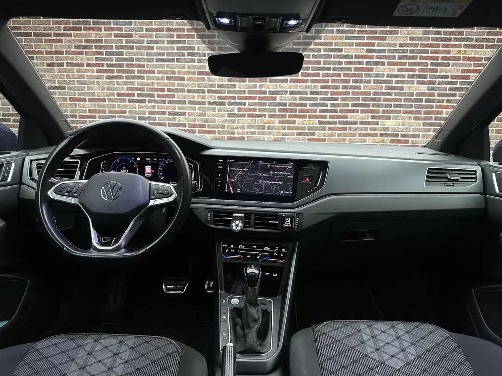 Volkswagen Polo 1.0 TSI R-Line Business uit 2021, foto 11