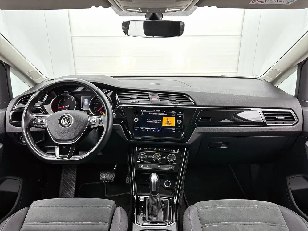 Volkswagen Touran 1.5 TSI Highline Business 7p Automaat uit 2021, foto 5