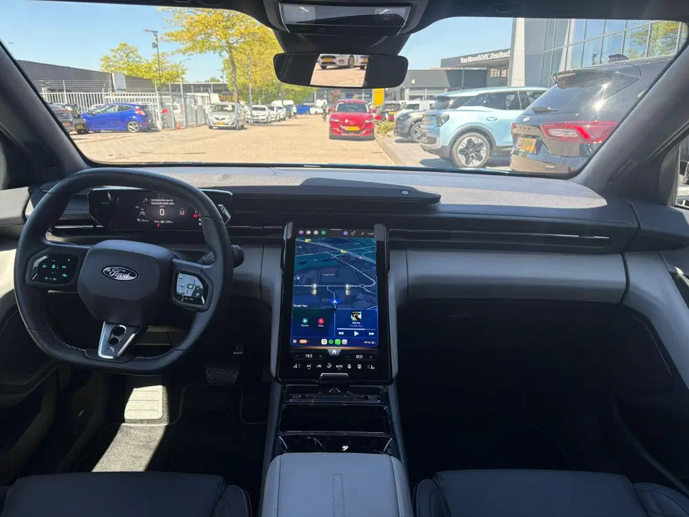 Ford Capri Premium Extended Range RWD 77 kWh uit 2025, foto 11