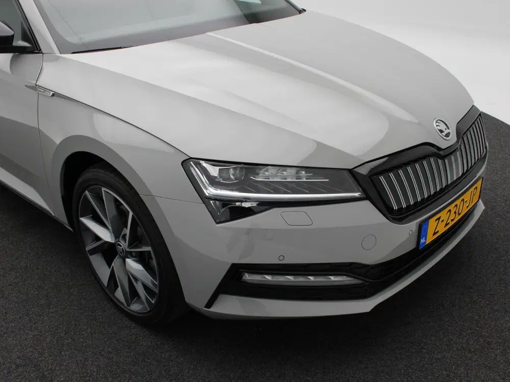 Skoda Superb 1.4 TSI iV Sportline Business uit 2024, foto 14