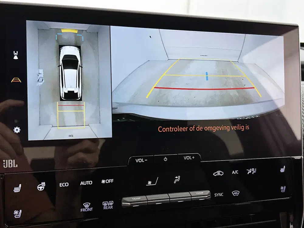 Toyota bZ4X Premium 4WD 71 kWh uit 2023, foto 8