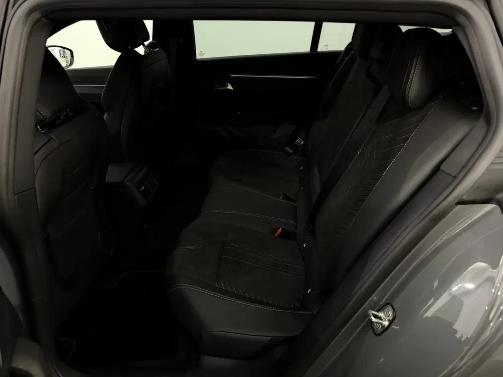 Peugeot 508 1.6 HYbrid 225 Allure Pack Plug-in 360 Cam uit 2025, foto 9