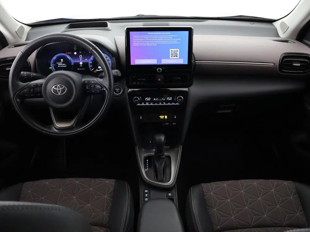 Toyota Yaris Cross 1.5 Hybrid 130 Executive Bi-Tone uit 2024, foto 6
