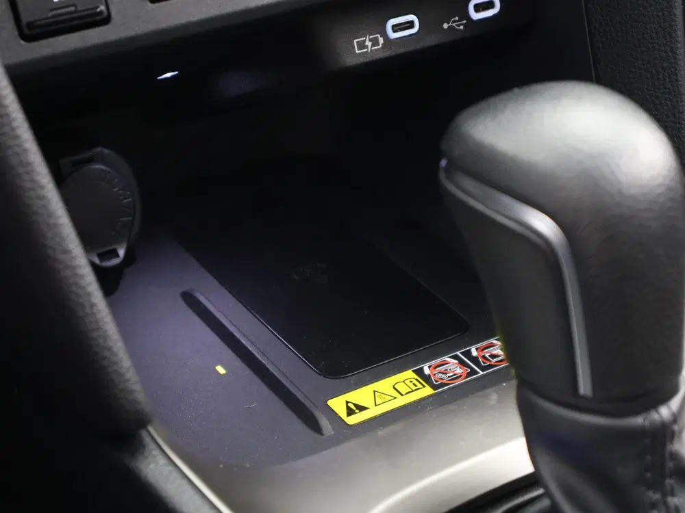 Toyota Yaris Cross 1.5 Hybrid 130 Executive Bi-Tone uit 2024, foto 9
