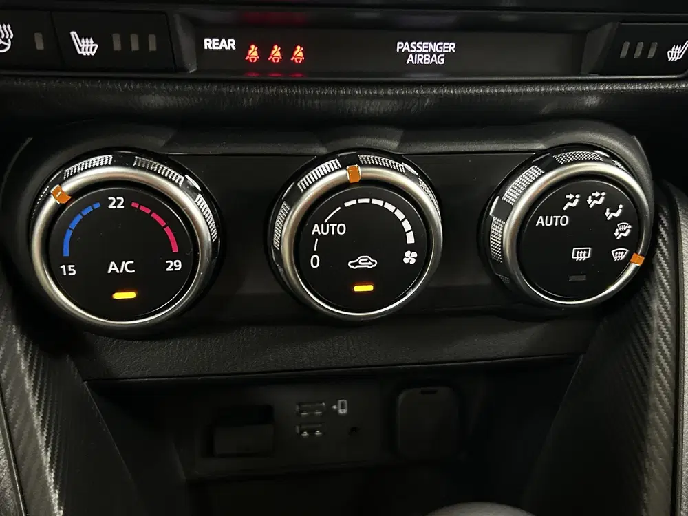 Mazda 2 1.5 SkyActiv-G 90 Homura ACHTERUITRIJCAMER uit 2024, foto 12