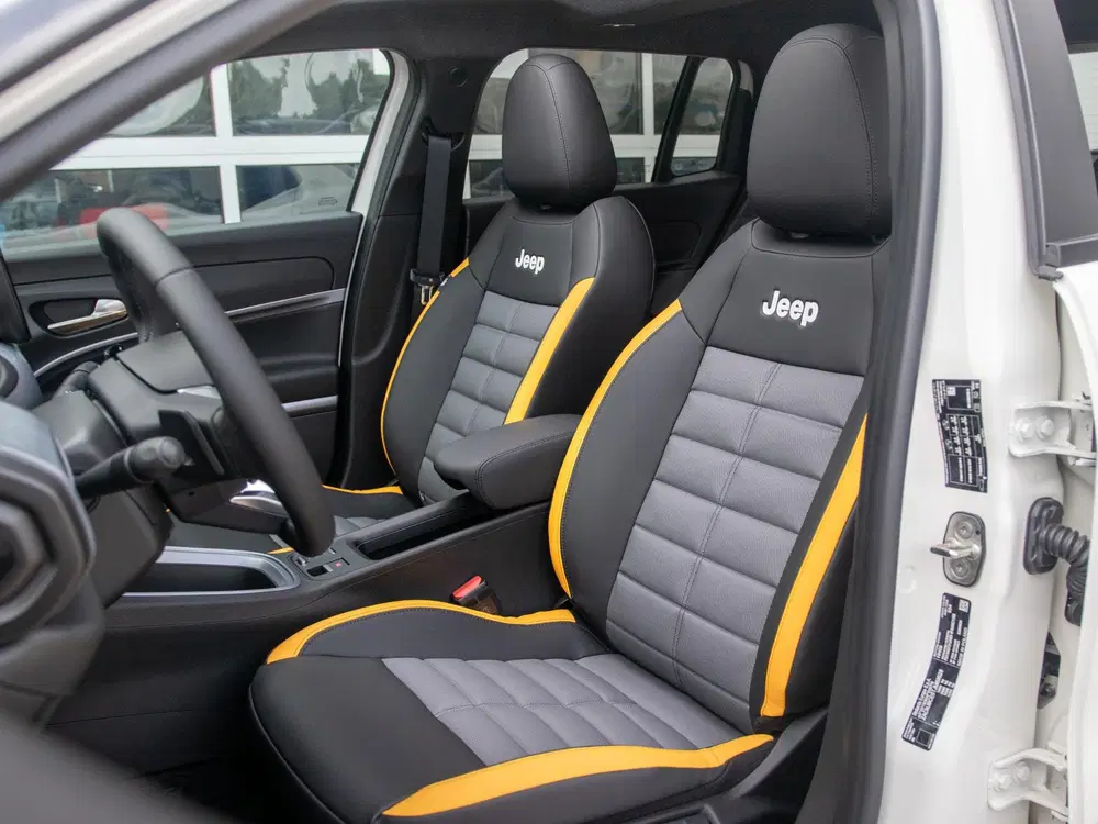 Jeep Avenger 1.2T 4xe The North Face uit 2026, foto 13