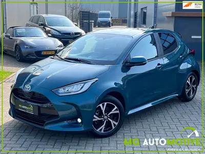 Toyota Yaris 1.5 Hybrid 115 Business Plus uit 2025