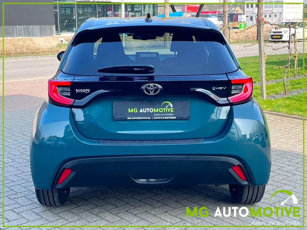 Toyota Yaris 1.5 Hybrid 115 Business Plus uit 2025, foto 6