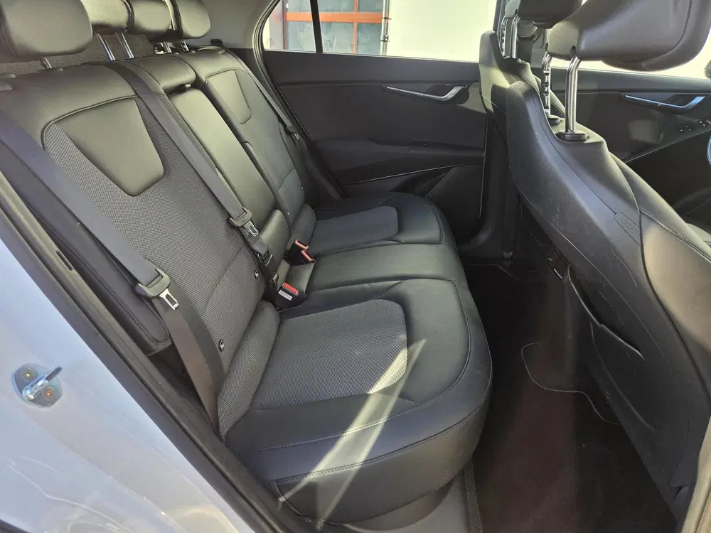 Kia Niro DynamicLine 64.8 kWh NL-AUTO uit 2022, foto 12