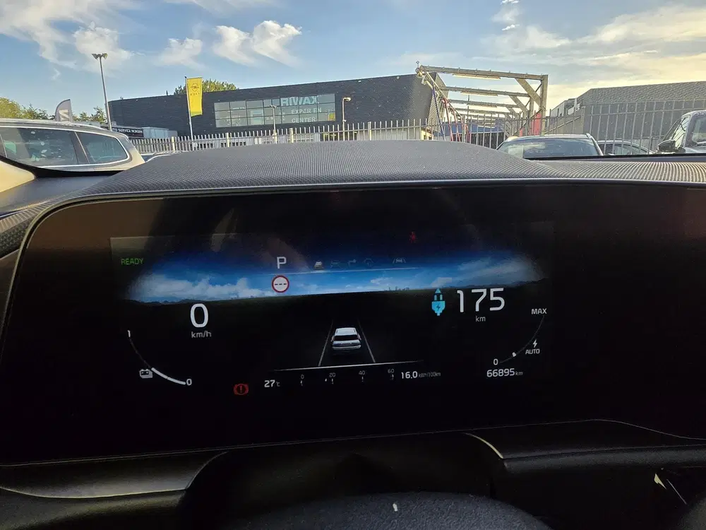 Kia Niro DynamicLine 64.8 kWh NL-AUTO uit 2022, foto 5