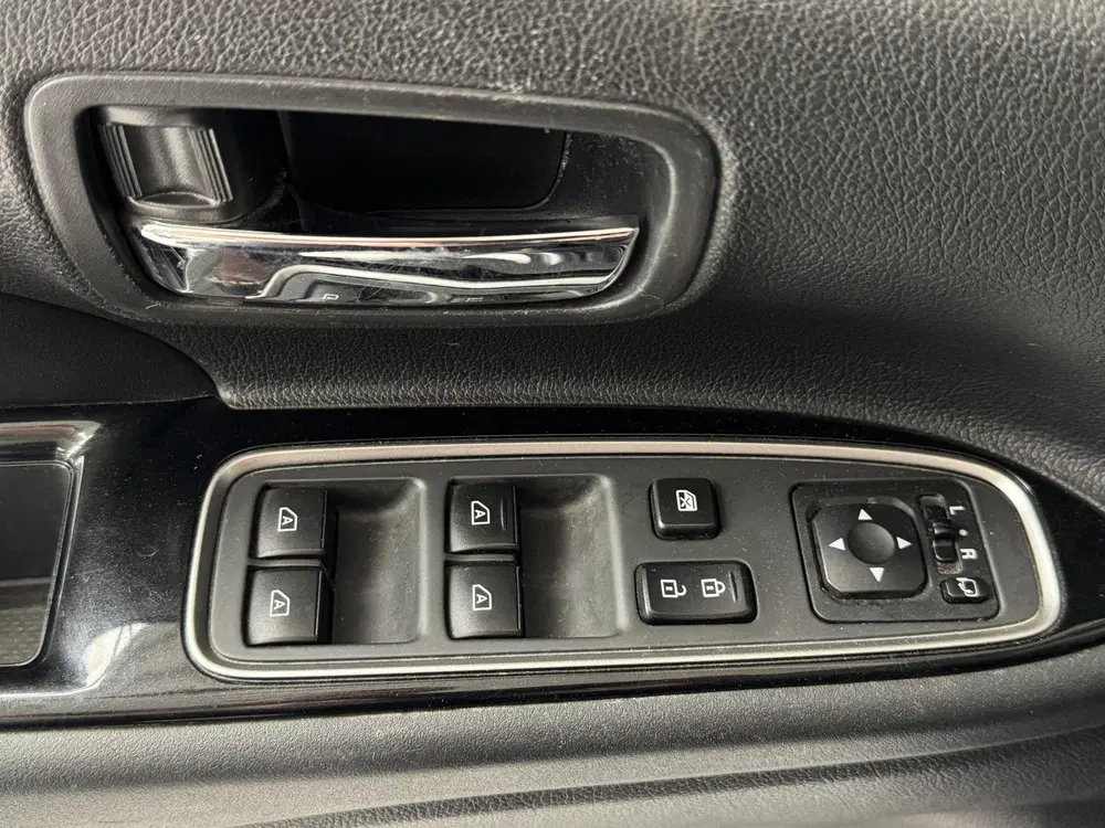Mitsubishi Outlander 2.4 PHEV Intense uit 2019, foto 15