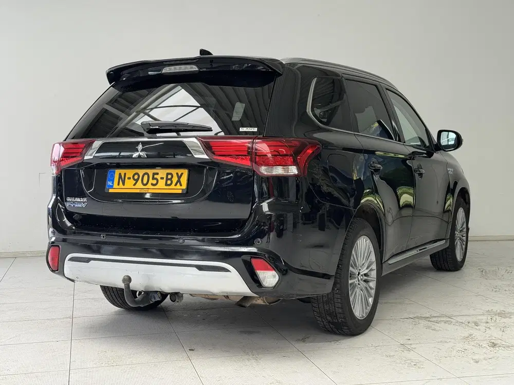 Mitsubishi Outlander 2.4 PHEV Intense uit 2019, foto 2