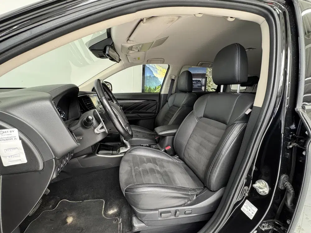 Mitsubishi Outlander 2.4 PHEV Intense uit 2019, foto 7