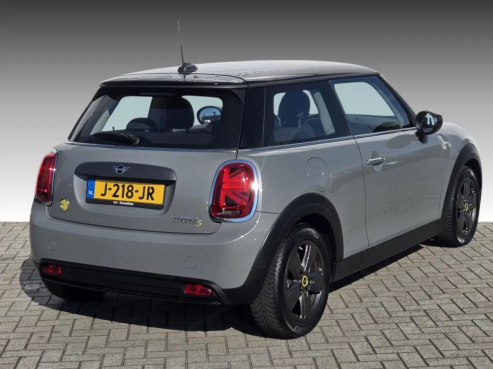 Mini Electric Basic 33 kWh NL AUTO uit 2020, foto 2