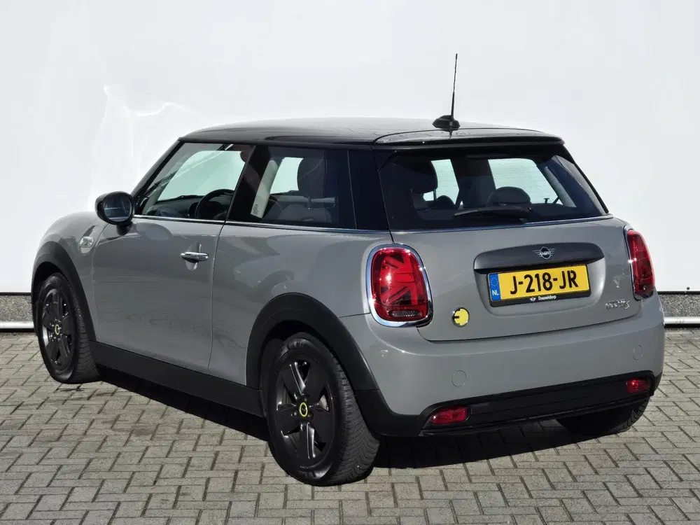 Mini Electric Basic 33 kWh NL AUTO uit 2020, foto 4