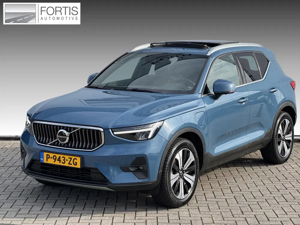 Volvo XC40 1.5 T4 Plug-in hybrid Ultimate Bright NL-A uit 2022
