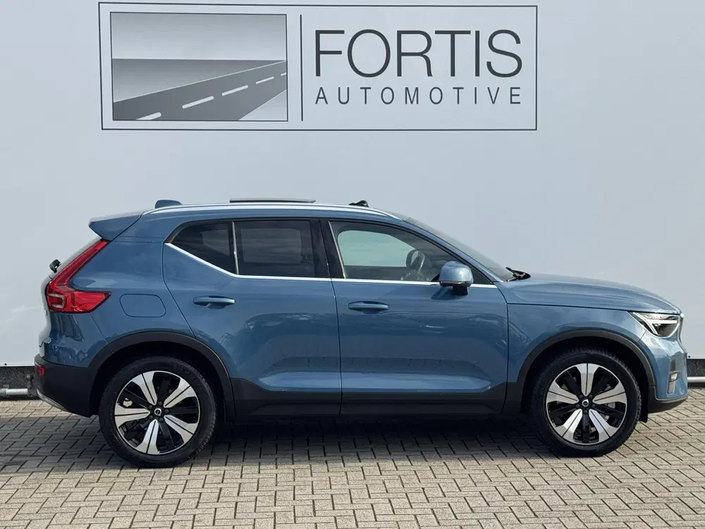 Volvo XC40 1.5 T4 Plug-in hybrid Ultimate Bright NL-A uit 2022, foto 10