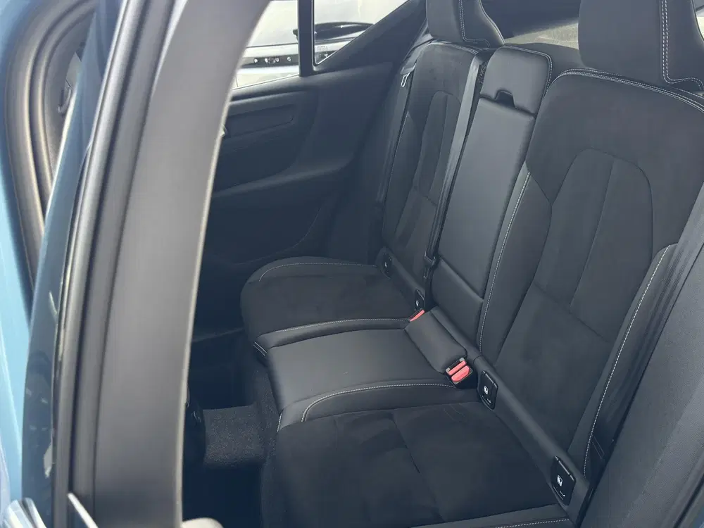 Volvo XC40 1.5 T4 Plug-in hybrid Ultimate Bright NL-A uit 2022, foto 6